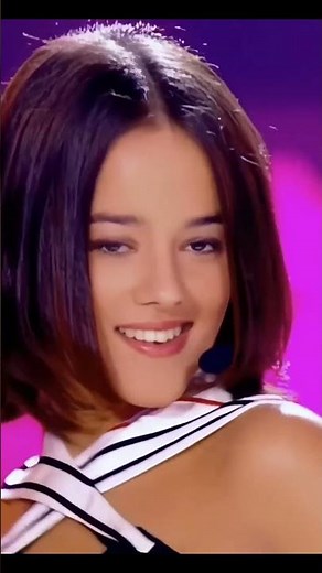 Alizée – “J’en Ai Marre” 🎶🌊🇫🇷 #shorts #music #legend #frenchmusic #alizée #history