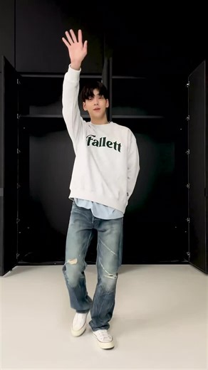 Impressive Magic Dance Moves by Soobin from TXT