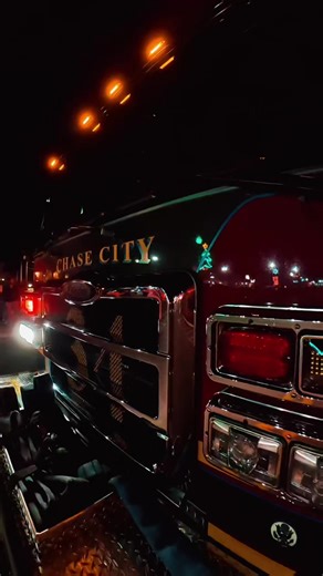 Firefighter Engine 34 Response with Lights and Sirens