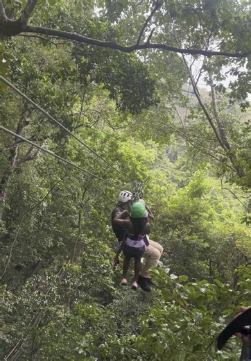 “Mi deh pon e heights” 😅😅#mysitcmountain #jamaicantiktok