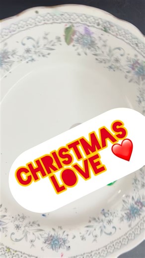 Neelam Gupta on Instagram: "🌺🌸🌹 CHRISTMAS Card for beginners 💁‍♀️ using Acrylic Paint 🎨💫 🎨 Tips for ONESTROKE Technique 1. Choose the Right Brush Use a flat or angle brush (size 8–12). A firm but flexible brush gives clean, smooth strokes. 2. Double-Load the Brush Properly Dip one corner of the brush in a light color and the other in a darker shade. Gently blend on the palette using side-to-side strokes—don’t overmix. 3. Maintain Creamy Paint Consistency Acrylic paint should be smooth and