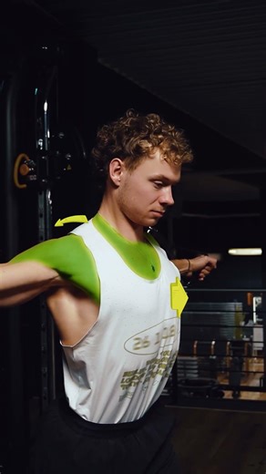 4 Common Cable Fly Mistakes — And What Exercise Science Says Instead