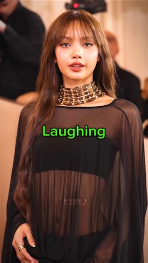 Lisa's BAD HABIT EXPOSED BY HER MOM?! || #Kpop #fyp #shorts