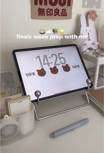 Stop drowning in lecture notes and endless readings! 🤯 If you're looking for a study game-changer, you HAVE to check out @GitMind . It's been a lifesaver for tackling huge assignments, especially with features like: 🧠 The AI Mind Map to instantly turn complex notes into clear visuals. 📚 The PDF & YouTube Summarizer to get the key points without spending hours on a full video or document. It’s the easiest way to save time and actually understand the material. 🔗 in my bio to download GitMind a