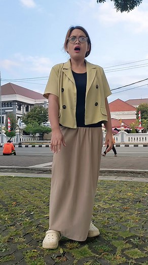 ALIEN KIDNAPPED | Naomi Galatea