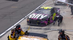 All out: Jimmie Johnson crew member goes above, beyond on pit stop