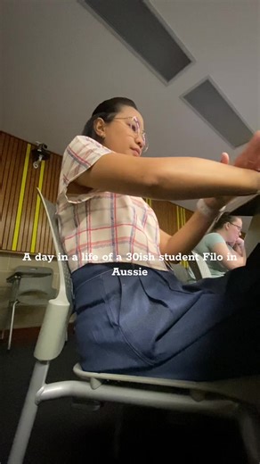 ASMR: First Day High! 👩🏻‍🏫 📚