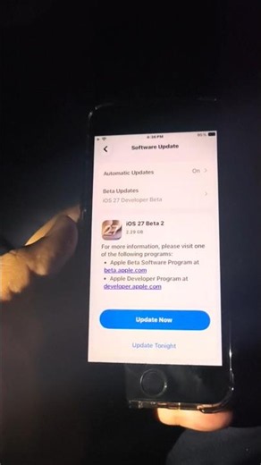 iOS 27.2 Beta is Here for iPhone SE 2! 🔥📱