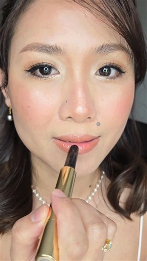 Makeup Hack | Fuller Lips in Seconds | My Peachy Glow Lip Tutorial