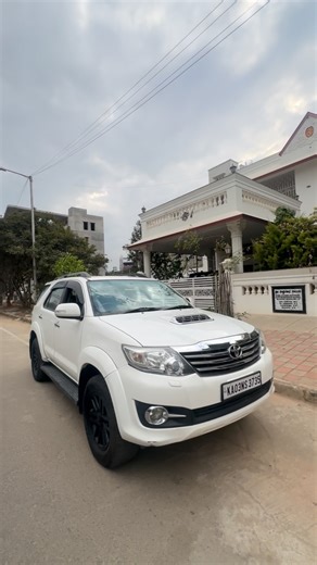 Bharath Kulal | Toyota Fortuner 4*2 Diesel Manual / 2015 / Second Owner / 90,000km Done - Showroom Service History ₹ 13,50,000/- Only Contact - +91... | Instagram