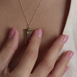 Calendar Birthstone Necklace by Caitlyn Minimalist • Engraved Birthday or Save the Date Necklace • Personalized Anniversary Gift • NM138F62 - Etsy