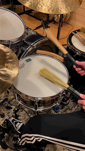 Vic Firth Remix Brushes #vicfirth #vicfirthsticks #brushes #snaredrum #drumgroove #strajkstudios | Strajk Studios