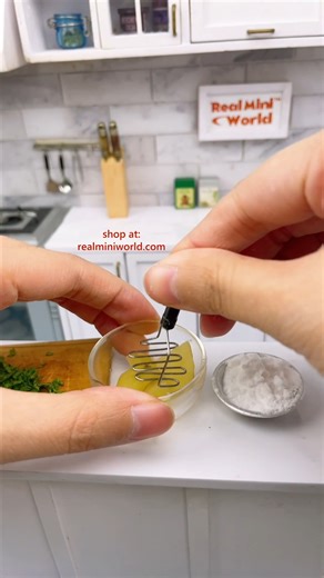 REAL Tiny Food Cooking, Baking, & Art Shop on Instagram: "Mini cheese potato pancakes, crispy and fragrant! 🥔🧀✨ In my tiny kitchen, I mashed potatoes and added flour to make the batter. I added mozzarella cheese, making sure it's covered all around with the batter and slowly baked them in the frying pan. The combination of the browned slightly crispy crust texture with the soft potato inside completed with the melted cheese was irresistible...🤤💛 realminiworld.com has a full range of miniatur