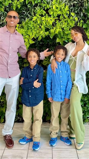 The Devoe Family ⭐️💙🤎🧸 Ronnie Devoe