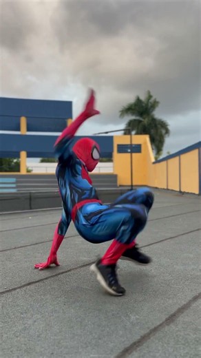 Spider-Man doesn't want to go to school to dance # #viral # #spiderman # #tiktok #trend