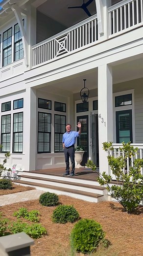 🌊🌴🏠 Our Beach Properties of Florida 30A Tour of Homes was a huge success thanks to our amazing agents who attended and hosted! 🙌🏼 We are so grateful for your dedication and hard work in helping us showcase some of the most luxurious beach properties in the area. 😍 For those who missed out, don’t worry, we’ve got you covered! The next tour is just around the corner and you won’t want to miss it. Get ready for an unforgettable day filled with stunning beachfront homes, inspiring decor, and p