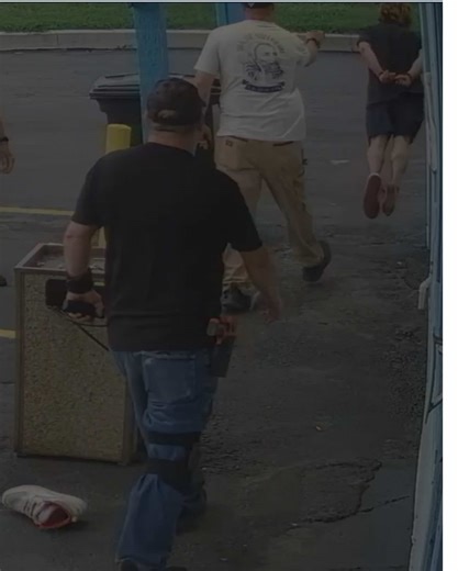 College Student Attempts to Steal Beer from Liquor Store