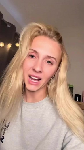 220K views · 9.1K reactions | try stupid costumes on with me #amazon #unboxing #opening #starwars #yoda #et #alien #kermit #kermitthefrog #puppet #muppets #costumes #cosplay #fail #funny #dinosaur #jurassicpark #reaction | emwallbank | Facebook