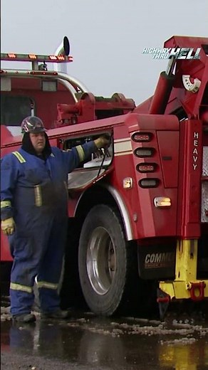 "It will be a balancing act, right to the end." 😬#HighwayThruHell #JamieDavisTowing