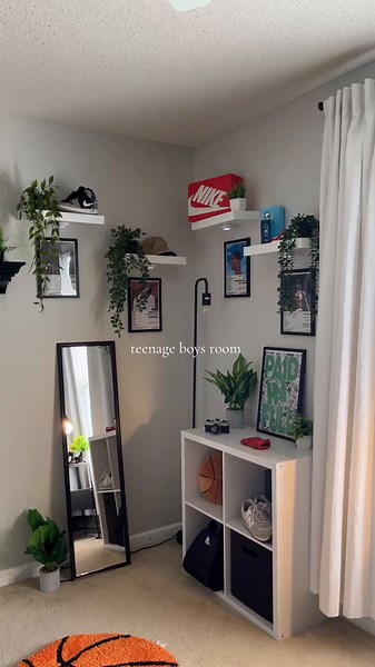 Teenage Boys Room Tour with Aesthetic Ideas