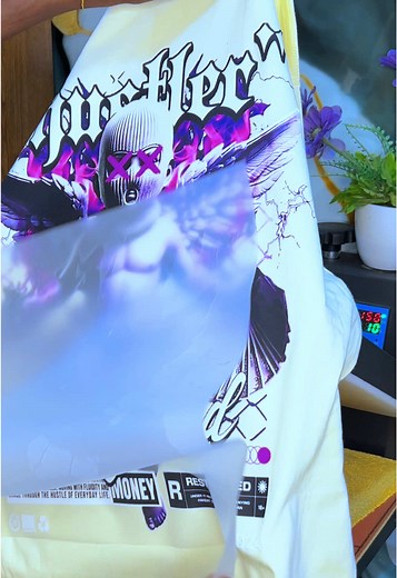 Graphic T-Shirt Print Shop: Quality Tees Online