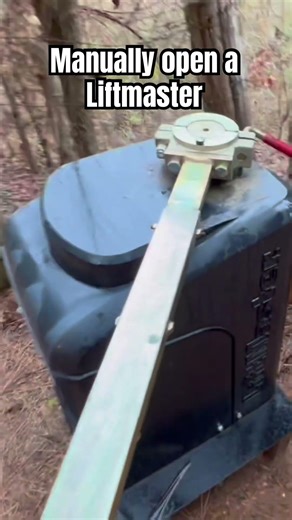 How do you manually open a Liftmaster?