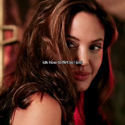 How to Flirt: Tips for Girls Supporting Girls