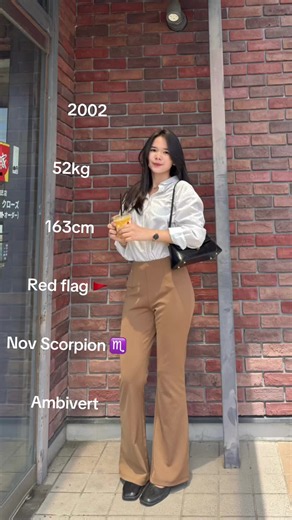 2002 • 163 cm • 52 kg • Red flag: quick intro