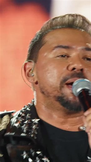 4.5K views · 1.1K reactions | DIA 26 TURMAA ❤️ Sexta feira agora, dia 26 às 11 horas VONTADE DIVIDIDA estará com clipe no YouTube, guardem essa data  Mais um feat maravilhoso, Sami Rico e Xand Avião, uma honra cantar com você comandante!!! 﫡❤️ #sertanejo #modão #samirico #xandavião | Sâmi Rico | Facebook