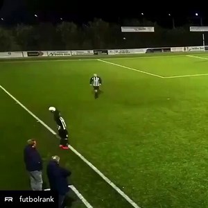 When the CB has had enough of defending... 🏃‍♂️💨
