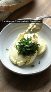 The Ultimate Cheesy Garlic Bread Hack