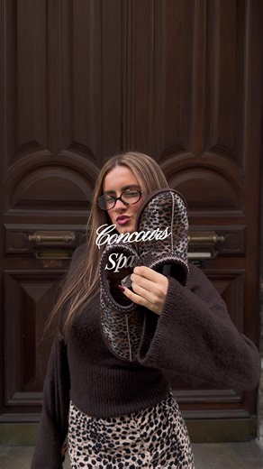 ✨ CONCOURS SPARTOO ✨ Je vous fais gagner un bon d’achat de 150 € pour une paire de UGG 🤍 ⚠️ Le concours se déroule principalement sur Instagram : Participer ici te permet juste d’augmenter tes chances ✨ Pour participer : – Être abonné(e) à mon TikTok Insta et aussi à @Spartootok – Liker ce post – Commenter en identifiant 1 personne -Republier 📆 Tirage au sort : 21 février La gagnante sera contactée en DM insta 💌