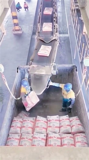 Efficient loading process of bagged cement transported by belt conveyor