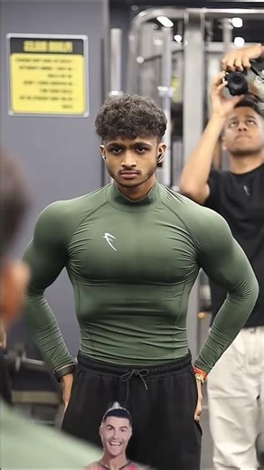 Stop Wearing Baggy Tees 🚫 Best Compression T’s For Gym (Use Code: DASHU10)