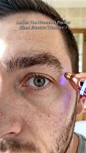 Eyebrow Trimmer Guide: How to Trim Eyebrows Easily