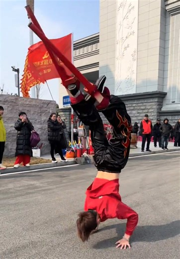 Impressive Kung Fu Skills Demonstration