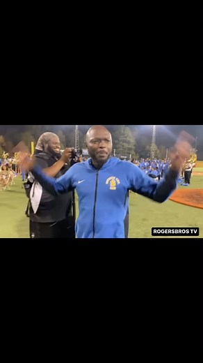 Message 📩 FROM: KED TO: DA BOOM 🔊”BOOMBOX CLASSIC 2022” is in the Books! Tune in to TONIGHTS LIVE For Our Take on Everything That went Down this weekend 😈#ShootYourShot #YoutubeLive #RogersBrosReact | RogersBros