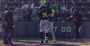 Live baseball updates: Oregon and Seattle begin four-game series