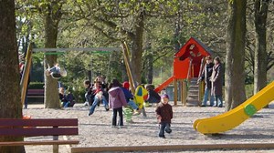 8 types de mamans au parc