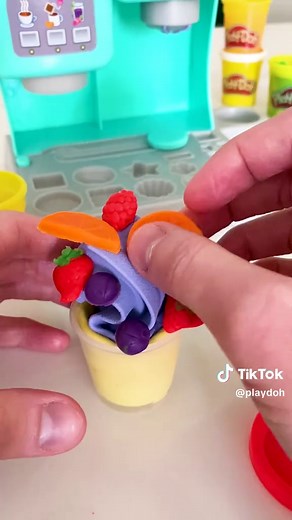 We’re serving up some serious Spring vibes with these Play-Doh Colors 🌻 #spring #asmr #asmrsounds
