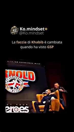 KO Mindset | UFC • MMA • Boxe on Instagram: "Basta un attimo perché l’espressione di Khabib cambi del tutto 😮👀 Non è sorpresa, è quel rispetto profondo che nasce solo davanti a una vera leggenda 🐐🙏 Seduto in tranquillità, viene toccato alle spalle… e quando si gira capisce subito chi ha davanti 🤝🧠 Georges St-Pierre non è solo un campione per lui, ma una figura che ha segnato la sua crescita fin da bambino 📺❤️ Khabib racconta che era il fighter preferito di suo padre e che è cresciuto guar