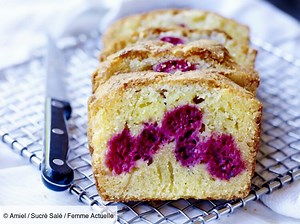 Cake aux framboises et à la cannelle : découvrez les recettes de cuisine de Femme Actuelle Le MAG