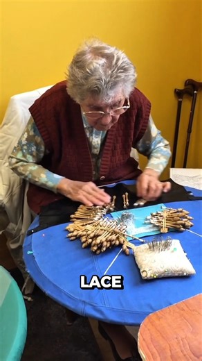 Making of Traditional Bruges Lace from Wooden Bobbins 😲