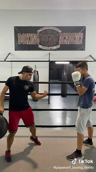 Papaiosif Boxing στο TikTok
