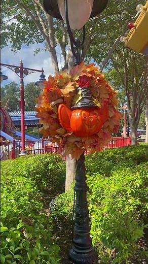 WDW #shorts - Dumbo and Timothy Q. Mouse Jack-o-lanterns