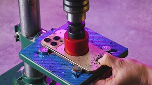 3.1M views · 44K reactions | DIY Phone Case Projects to Show Off Your Style | 5-Minute Crafts Men | Facebook