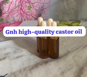 You hear old-time people say nothing try nothing done? Yes My first time making castor oil This is organic Very powerful oil for fine wrinkles Burn belly fat Break up fibroid and a lot more Coming up next is My moringa & nutmeg skin oil | Elizabeth Aunty Lizzy Schooler