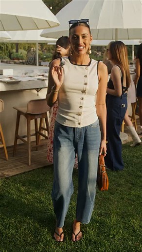 Cupshe on Instagram: "Day 1 at the Cupshe Retreat 🤍 @chloeveitchofficial is serving model off-duty #Cupshe #CupsheGetaway"