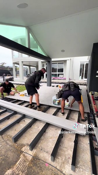 Woodevo Home Deck Installation in Antique Silver