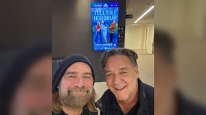 Russell Crowe attends musical in P.E.I.